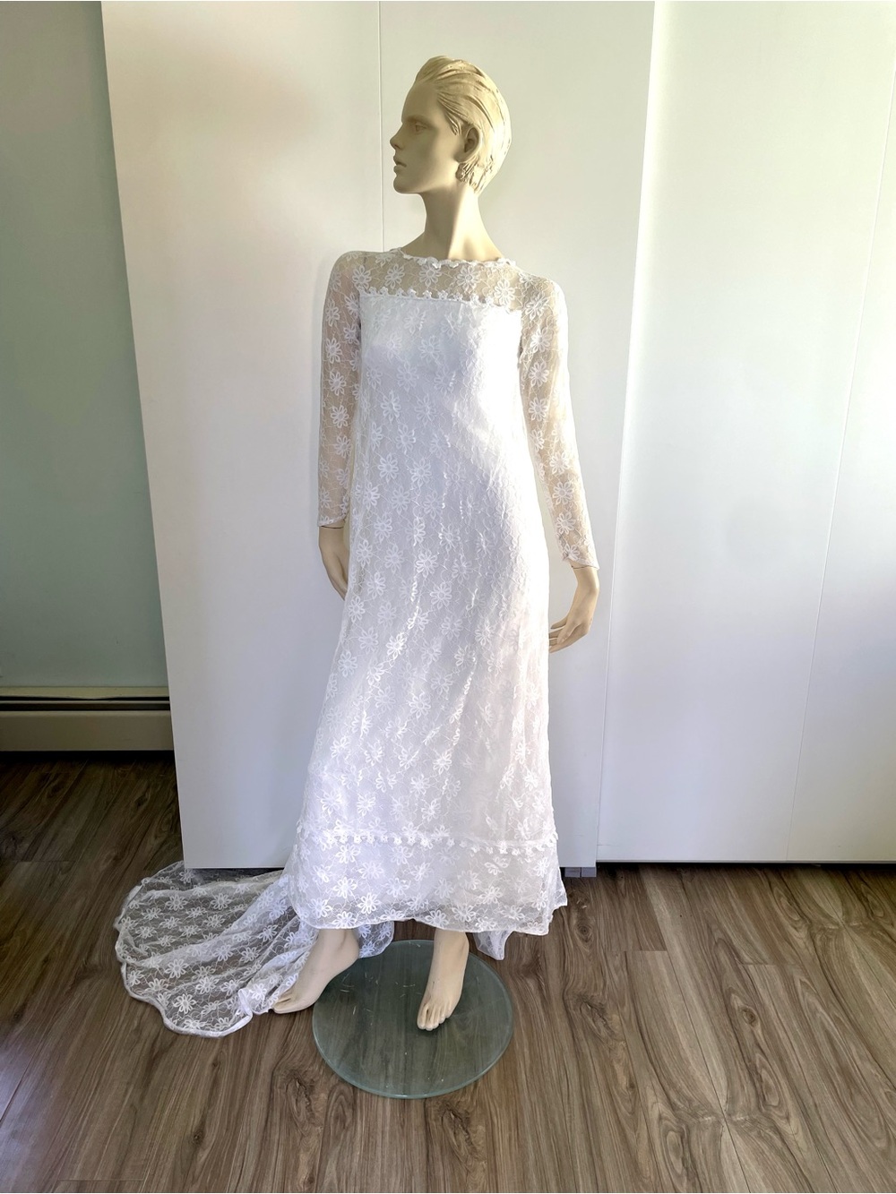 Vintage 1960s White Lace Long-Sleeve Wedding Dress with Train